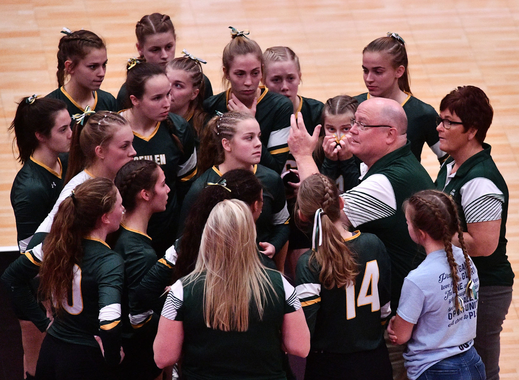 Gehlen Catholic vs North Tama state volleyball
